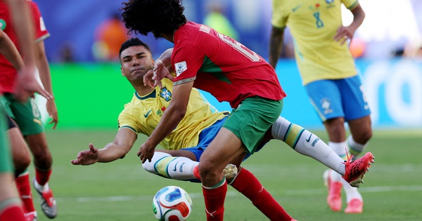 Casemiro bị chỉ trích dữ dội sau màn trình diễn thất vọng cùng Brazil tại World Cup 2026 - hình ảnh - betokfun.vip