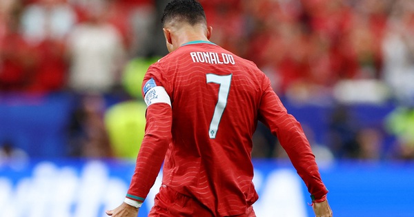 OKFUN cược bóng đá: Ronaldo lập kỳ tích ghi bàn ở 6 kỳ World Cup - hình ảnh - betokfun.vip