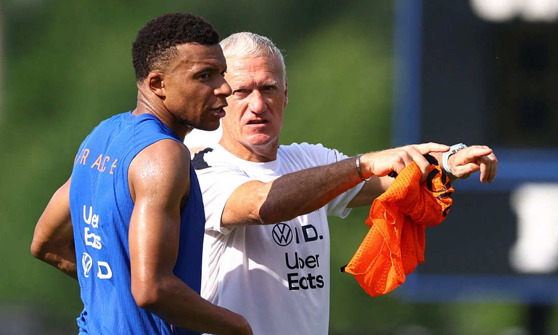 Deschamps: ‘Sự nổi tiếng không làm Mbappe thay đổi’: góc nhìn mới cho người chơi Việt - hình ảnh - betokfun.vip Deschamps: ‘Sự nổi tiếng không làm Mbappe thay đổi’: góc nhìn mới cho người chơi Việt - hình ảnh - betokfun.vip