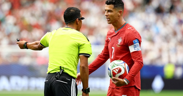 Ronaldo từ chối trả lời câu hỏi về Messi, OKFUN baccarat lên ngôi trong cộng đồng cá cược - hình ảnh - betokfun.vip