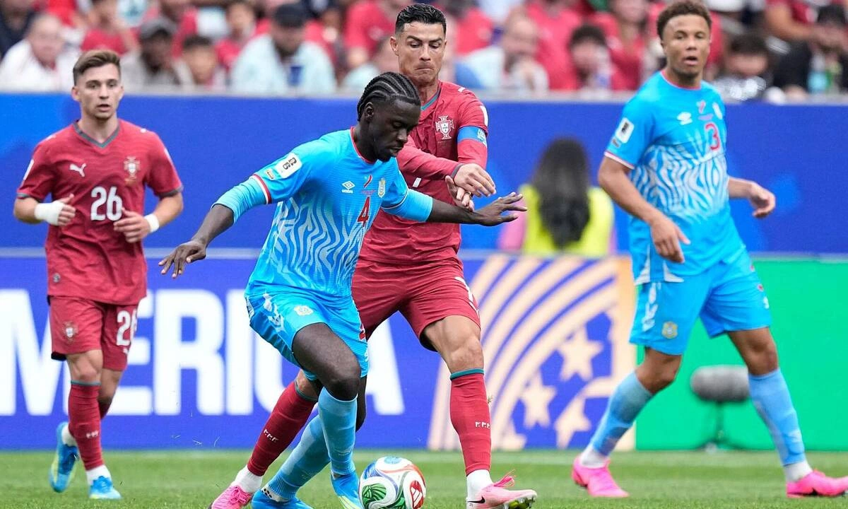 Conceicao Bác Bỏ Áp Lực Phải Chuyền Cho Ronaldo: OKFUN Đổi Thưởng Và Tinh Thần Đồng Đội - hình ảnh - betokfun.vip
