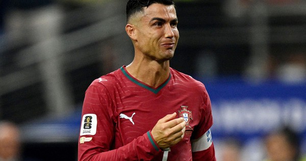 Ronaldo bất ngờ có động thái gây tranh cãi sau khi bị loại khỏi World Cup: góc nhìn mới cho người chơi Việt - hình ảnh - betokfun.vip