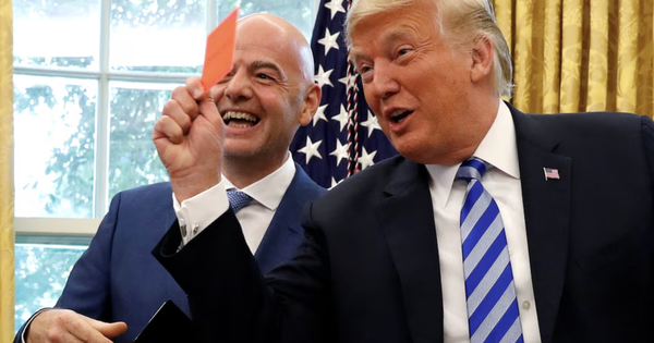 Chủ tịch FIFA xác nhận trao đổi với Trump về thẻ đỏ gây tranh cãi của Balogun - hình ảnh - betokfun.vip