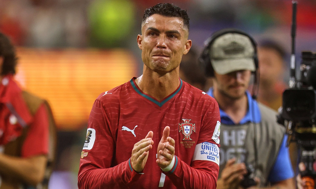 Djorkaeff: ‘Ronaldo bị Bồ Đào Nha tẩy chay’: góc nhìn mới cho người chơi Việt - hình ảnh - betokfun.vip